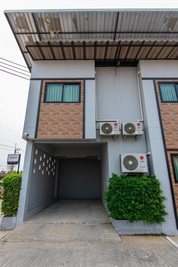 Matini Klong1 Hotel Rangsit Exterior photo