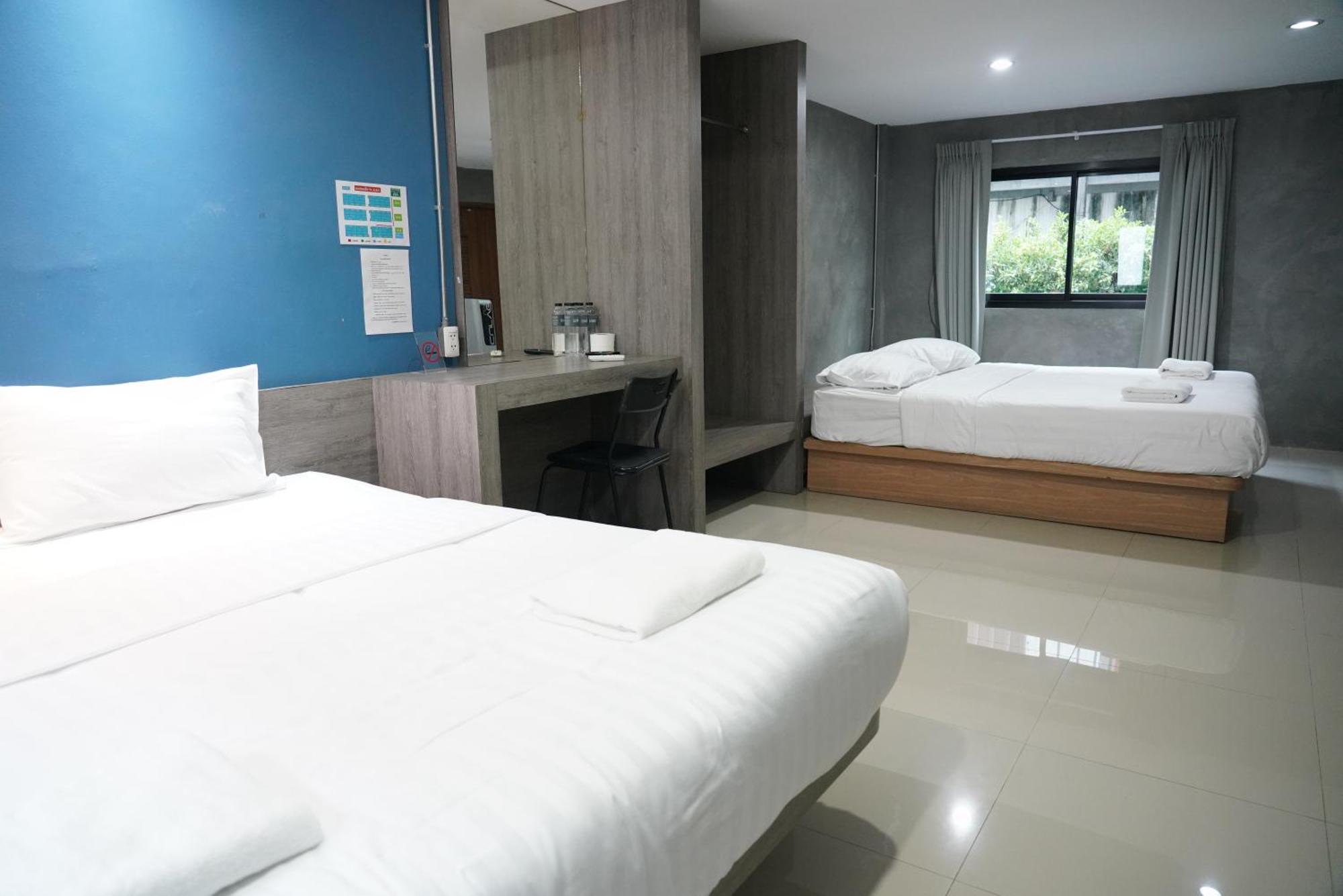 Matini Klong1 Hotel Rangsit Exterior photo