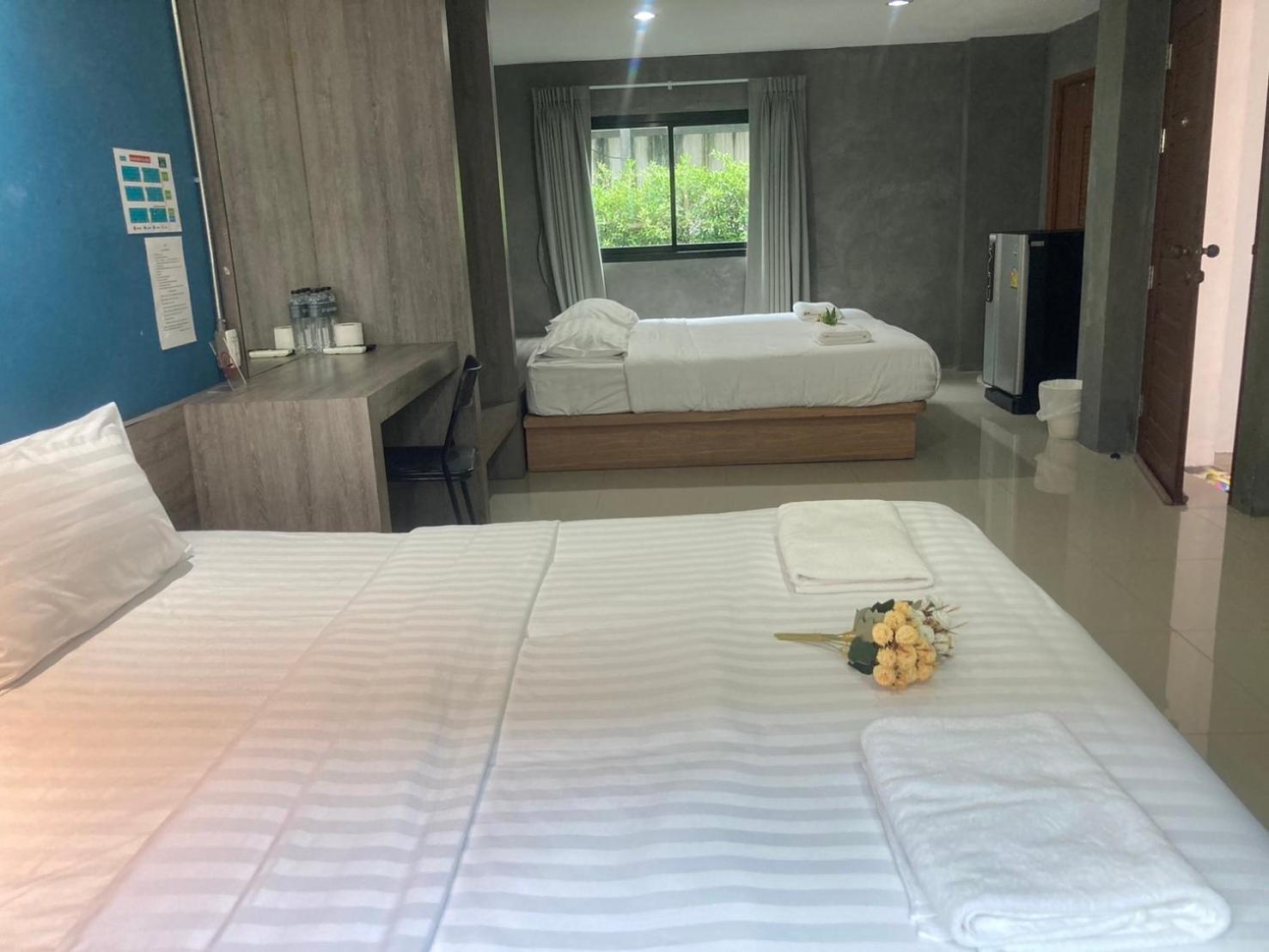 Matini Klong1 Hotel Rangsit Exterior photo