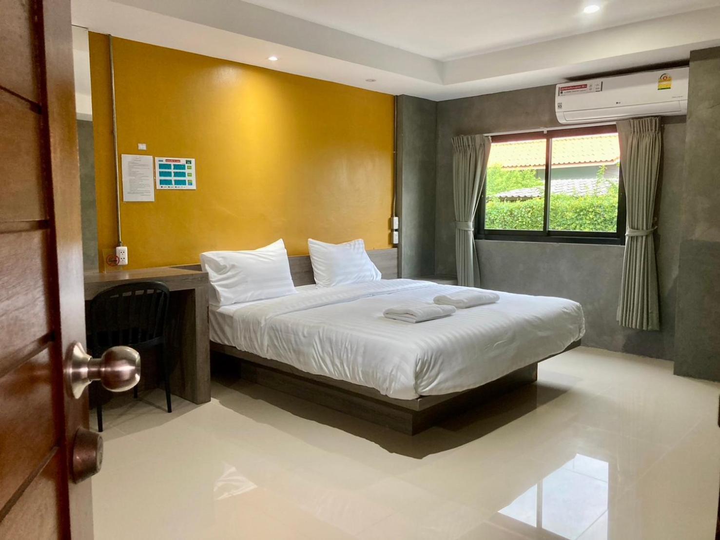 Matini Klong1 Hotel Rangsit Exterior photo