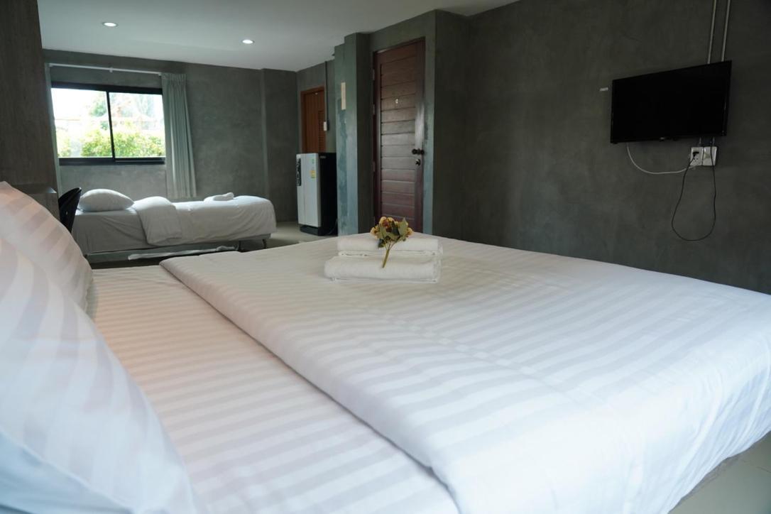 Matini Klong1 Hotel Rangsit Exterior photo